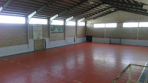 سالن ورزشی افق لاله