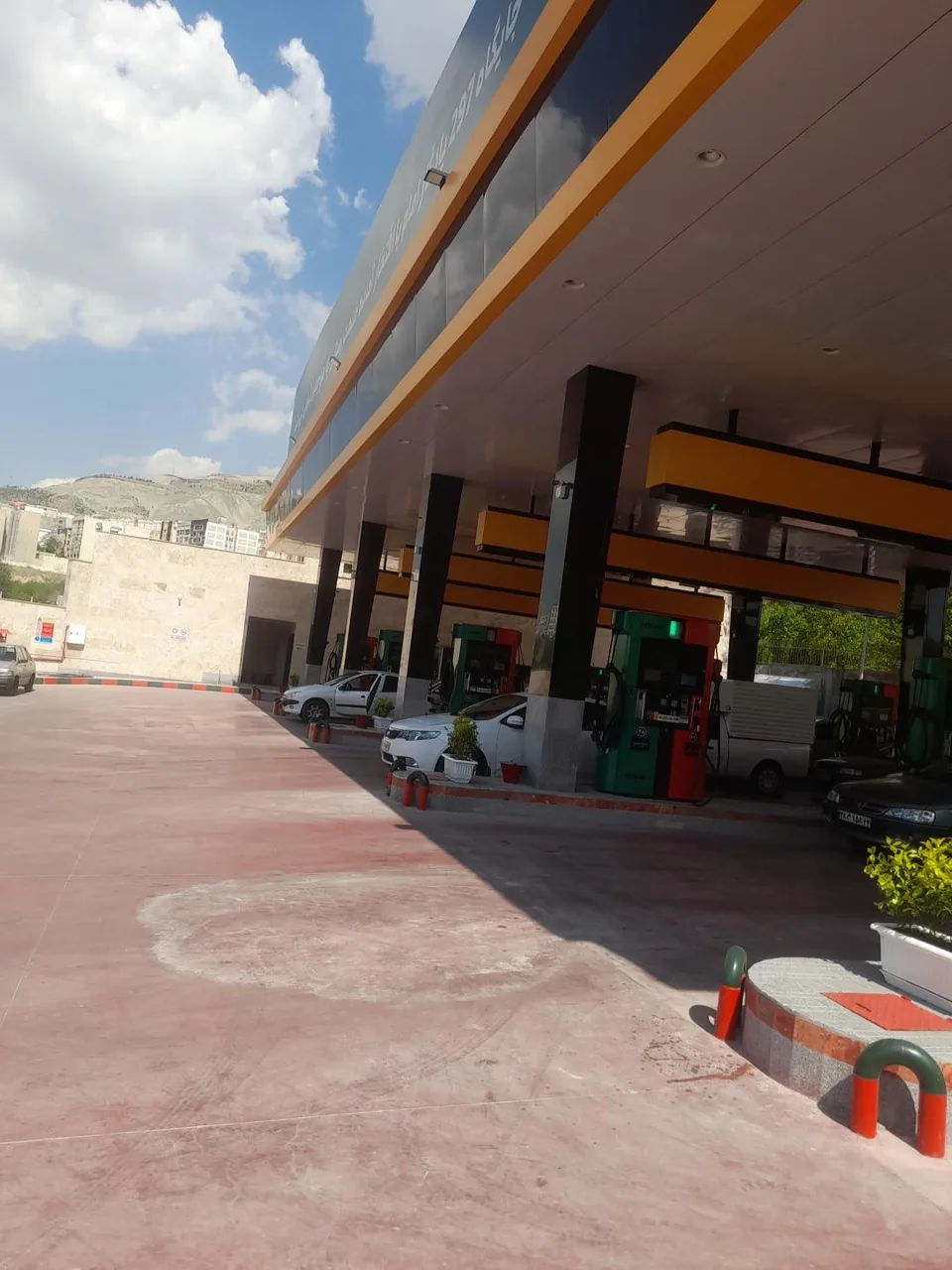 جایگاه سوخت یادگار امام ۲۹۷ - تصویر 2