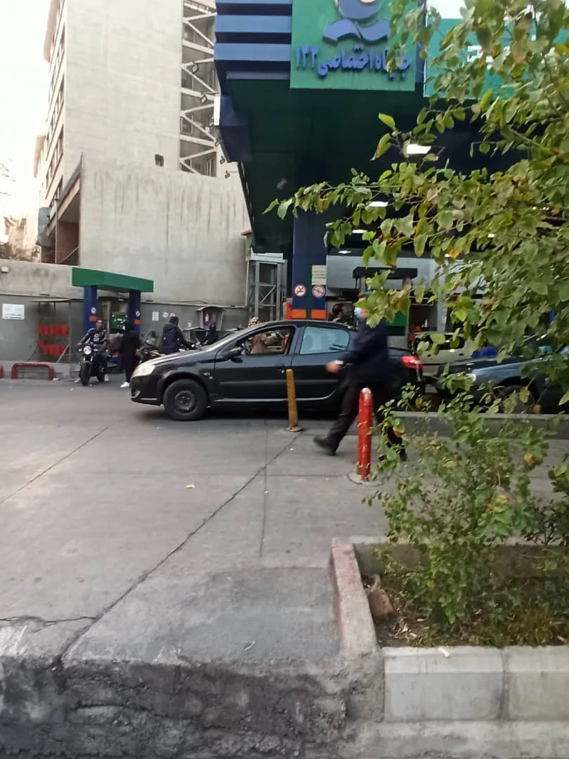 پمپ بنزین شماره ۱۳۳ سهروردی - تصویر 2