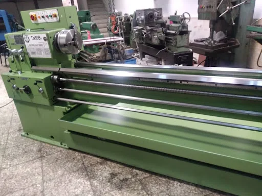 سالن ورزشی ماشین سازی ایران تبریز