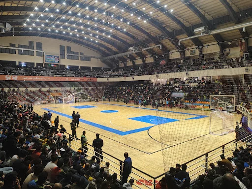 سالن ورزشی شهید پورشریفی