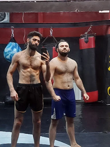 آموزش کیک‌بوکسینگ و دفاع شخصی