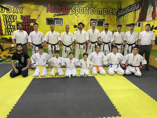 آموزش کیوکوشین کاراته آذرب