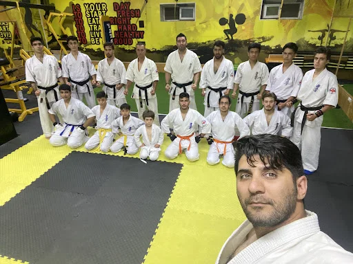 آموزش کیوکوشین کاراته آذرب - باشگاه رزمی در تبریز