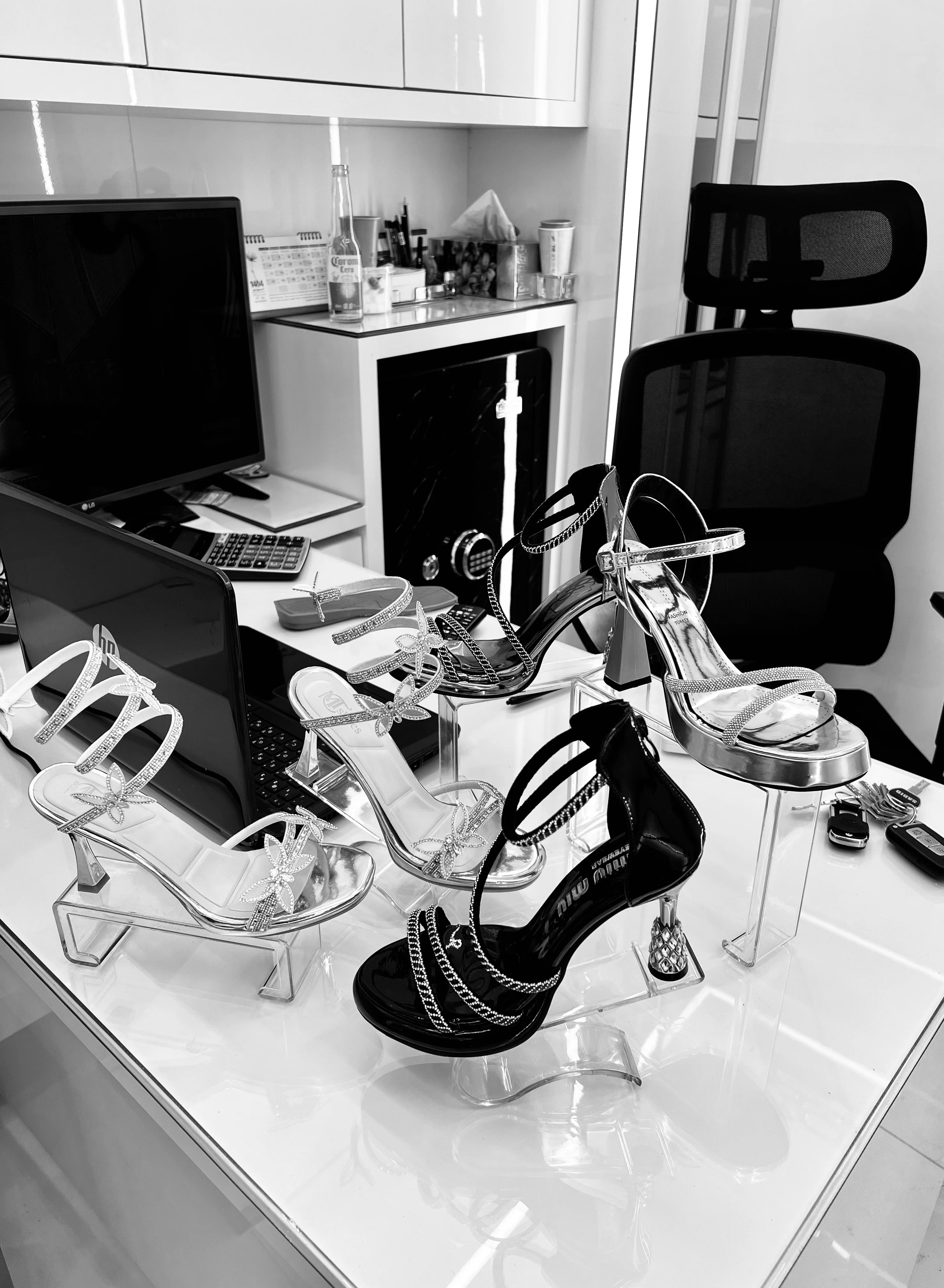 تولیدی کفش آذر کلاسیک