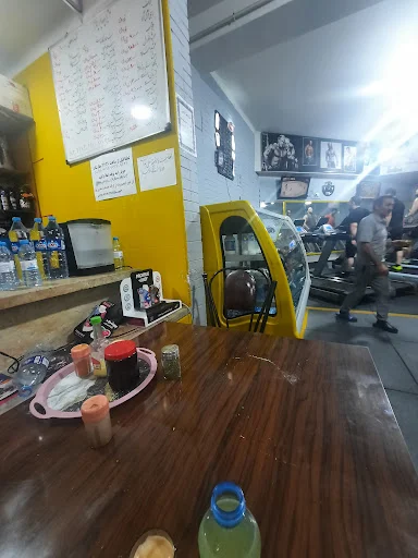 مجتمع ورزشی و رفاهی پتروشیمی - باشگاه بدنسازی در تبریز