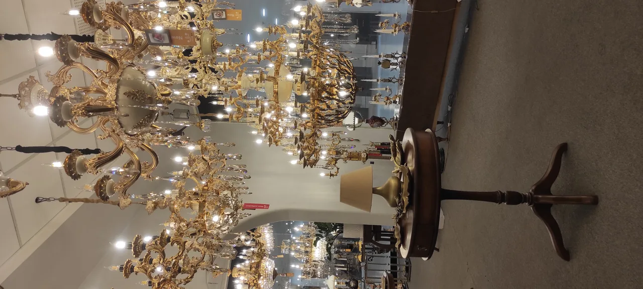 فروشگاه و نمایشگاه مرکزی لوستر چشمگیر - تصویر 2