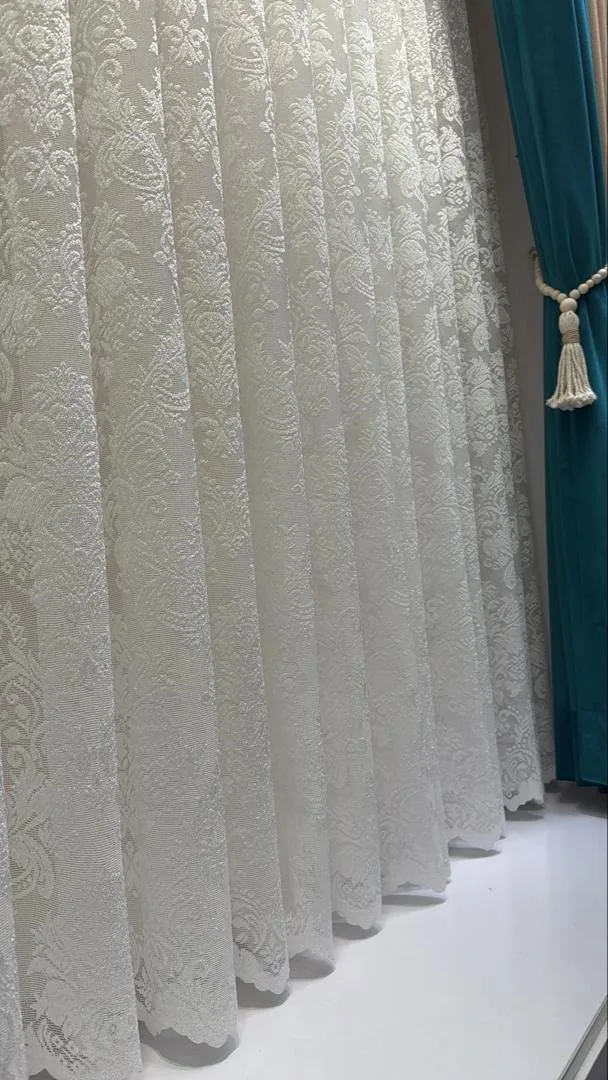 فروش تخصصی پارچه پرده ای و مبلی آرامیس - تصویر 2