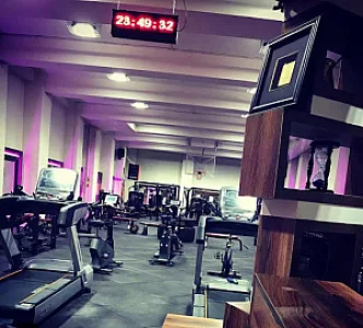 باشگاه بدنسازی نوبل