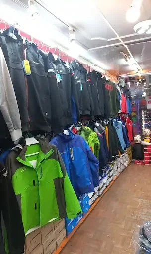 فروشگاه لوازم ورزشی حامد