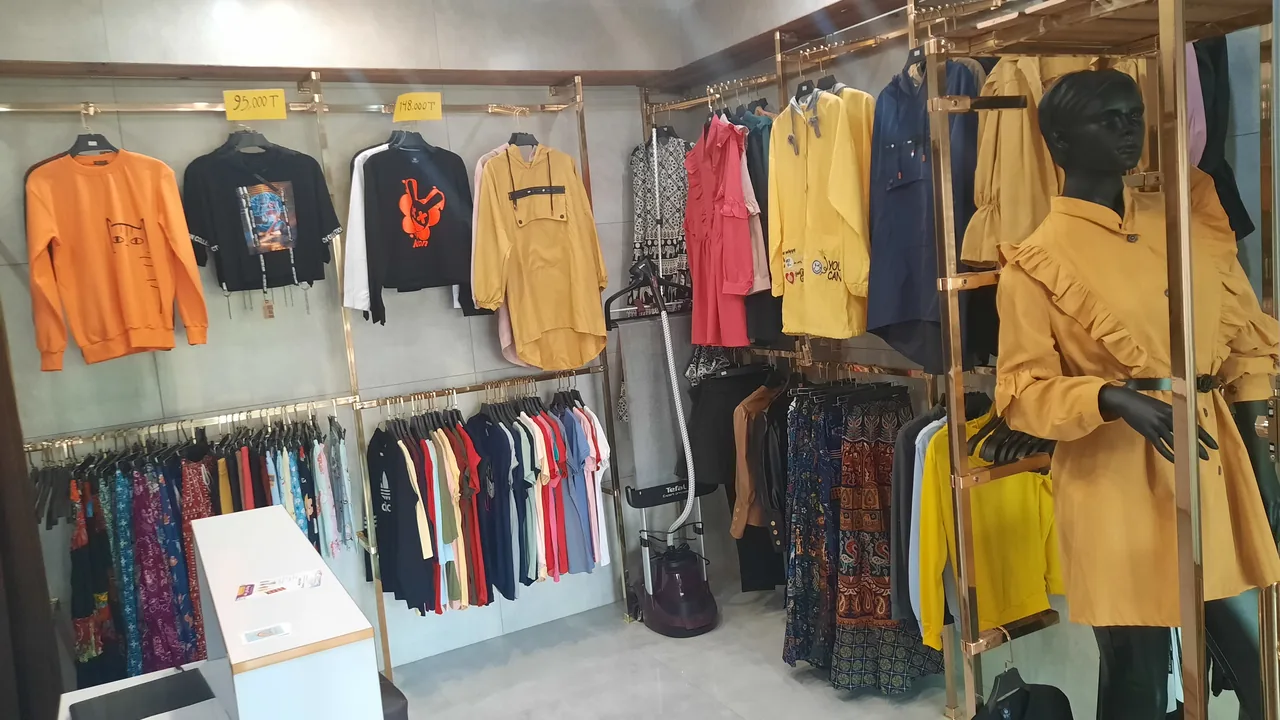 پوشاک رنگین جامه - تصویر 3
