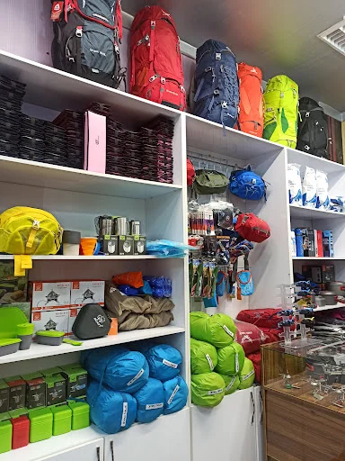 فروشگاه لوازم کوهنوردی داغ داش - بیمه در تبریز
