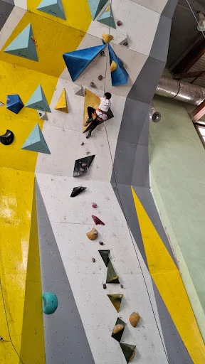 سالن سنگ نوردی کوثر