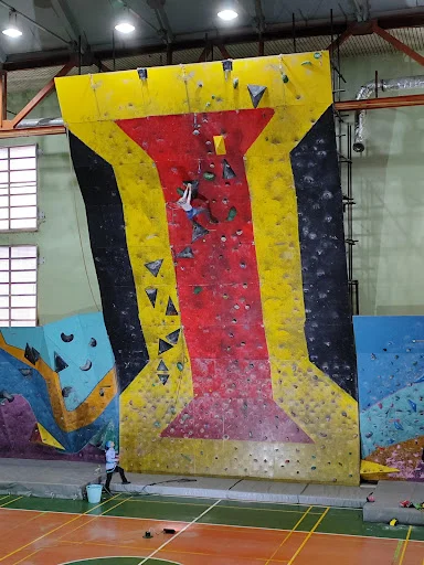 سالن سنگ نوردی کوثر