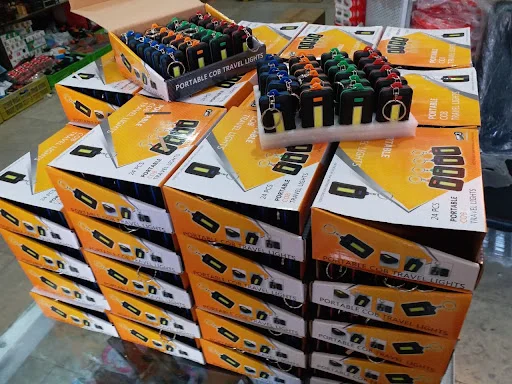 فروشگاه لوازم کوهنوردی کمپ کالا - بیمه در تبریز