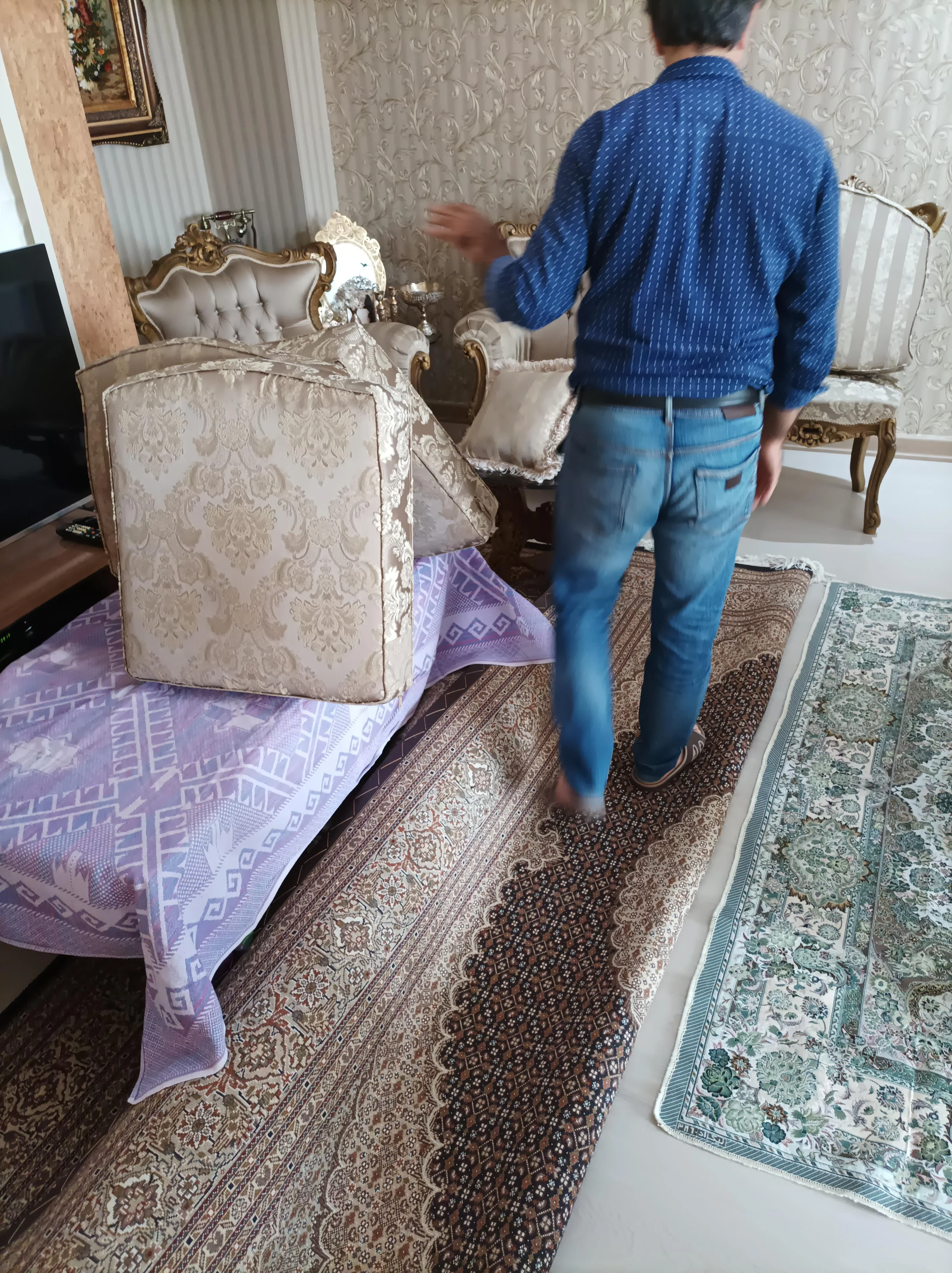 قالیشویی آذر مهر