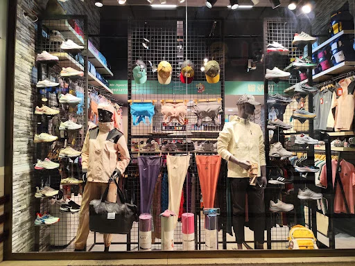 فروشگاه ورزشی مستر اسپورت