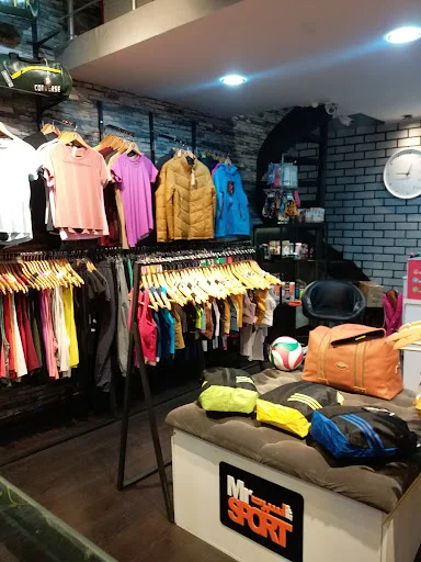 فروشگاه ورزشی مستر اسپورت