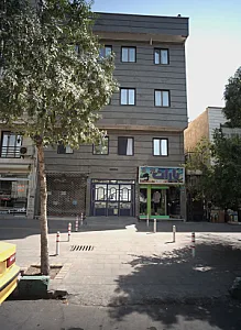 فروشگاه پوشاک زنانه باران 72