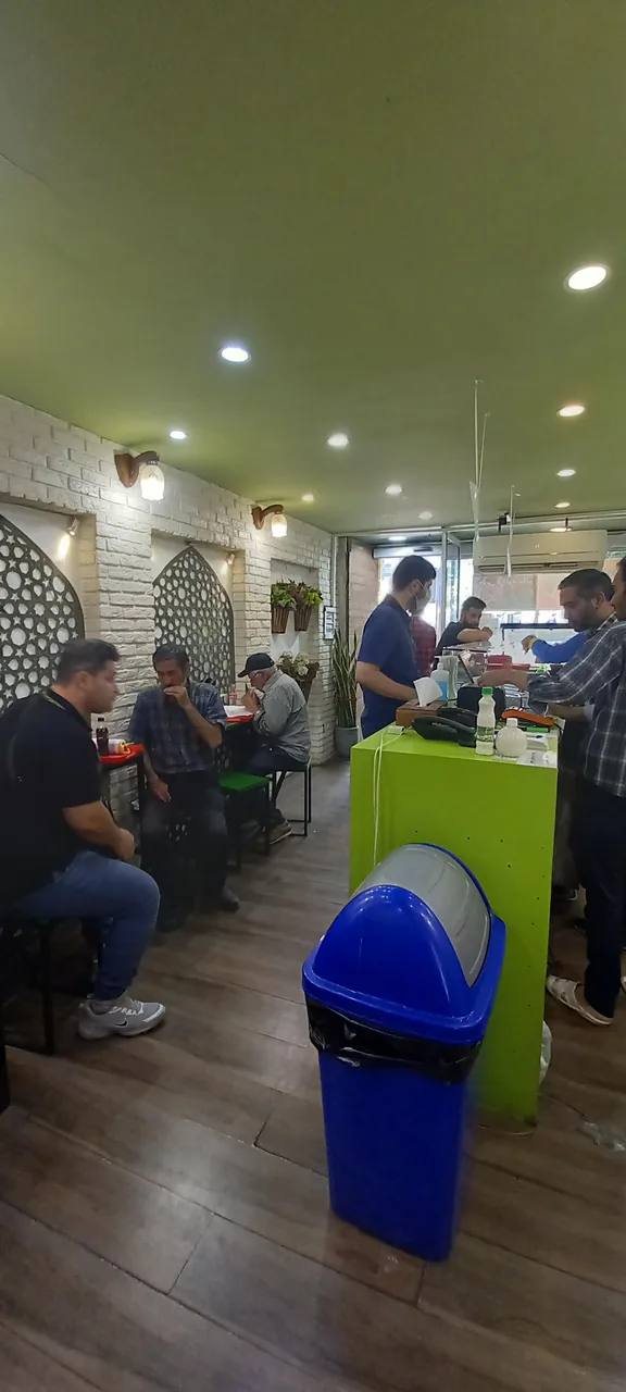 فست فود نوویچ - تصویر 3