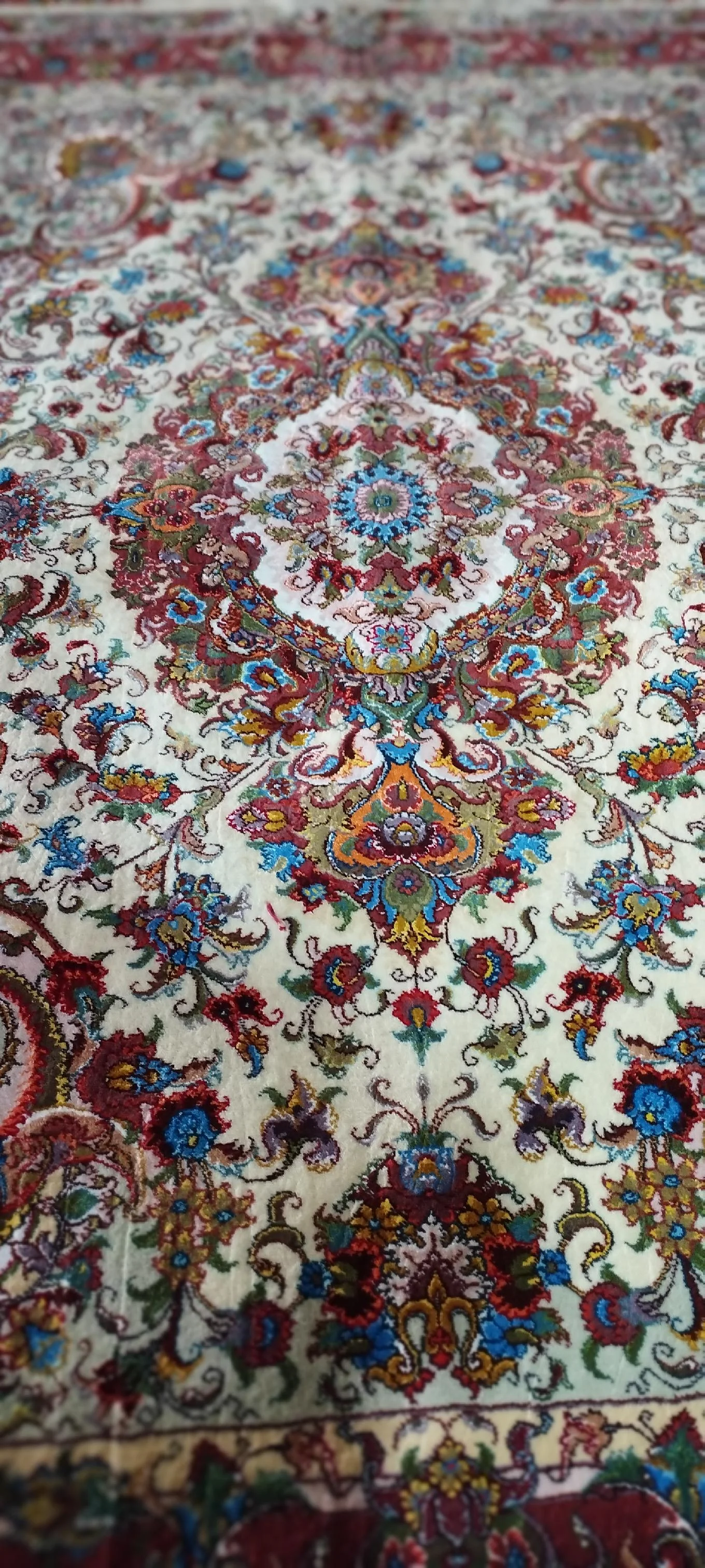 قالیشویی کریم‌پور