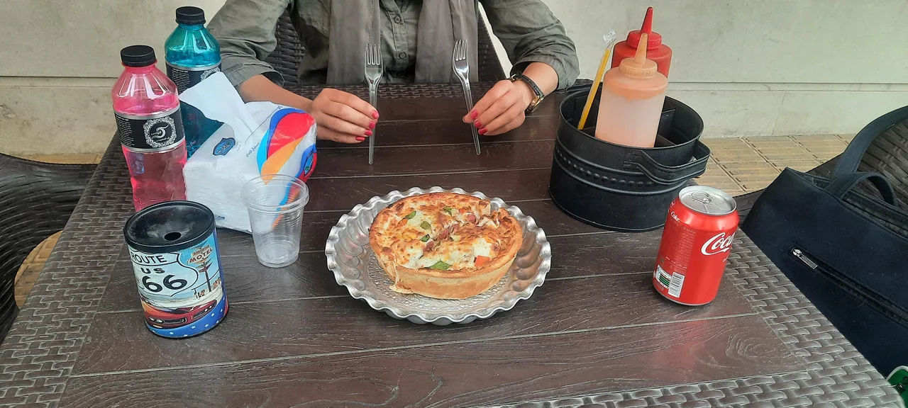 فست فود الیگیتور - تصویر 2