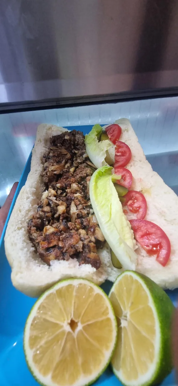 فست فود طهران ۲۰۲۵