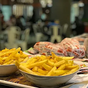 فست فود لیلی برگر