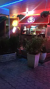 فست فود لیونا
