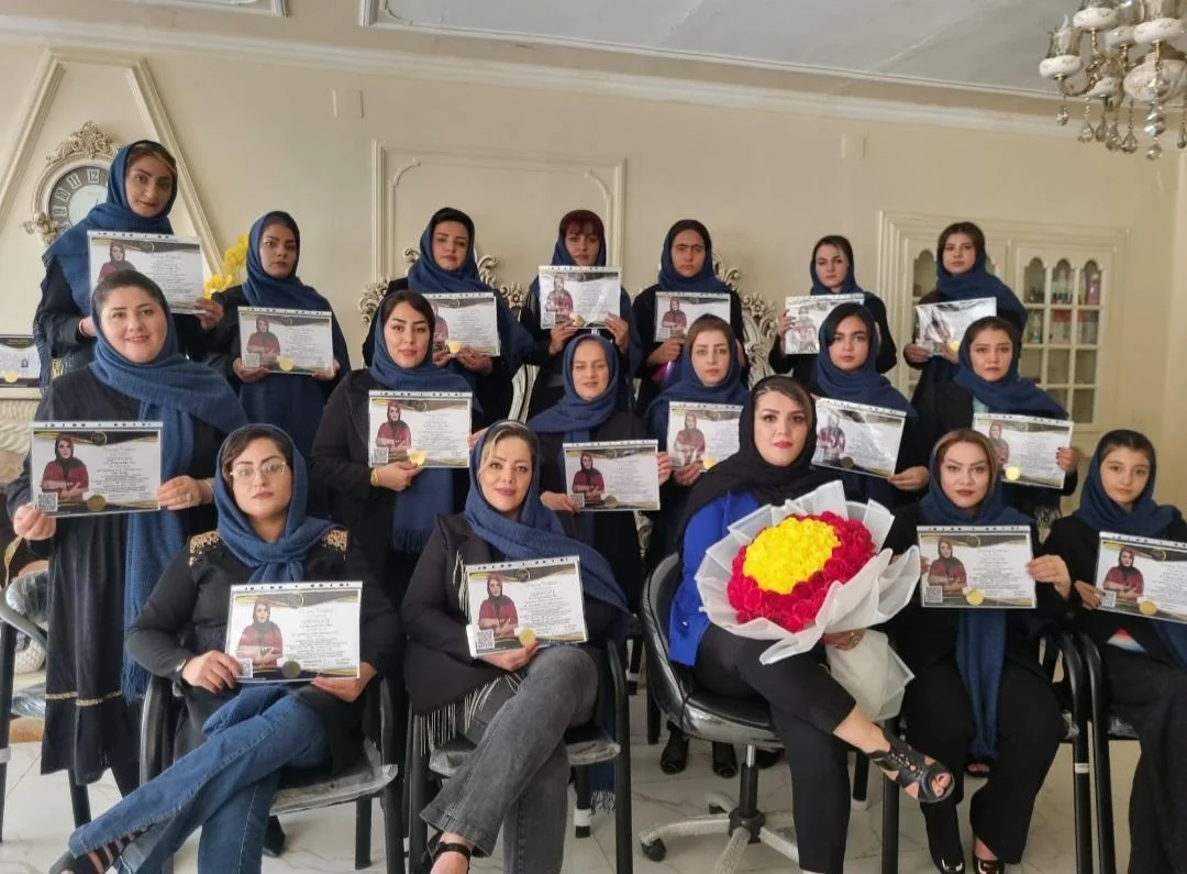 آموزشگاه و سالن زیبایی الهام روشنی