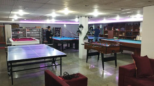 فروشگاه لوازم ورزشی سلامت آتا - بیمه در تبریز