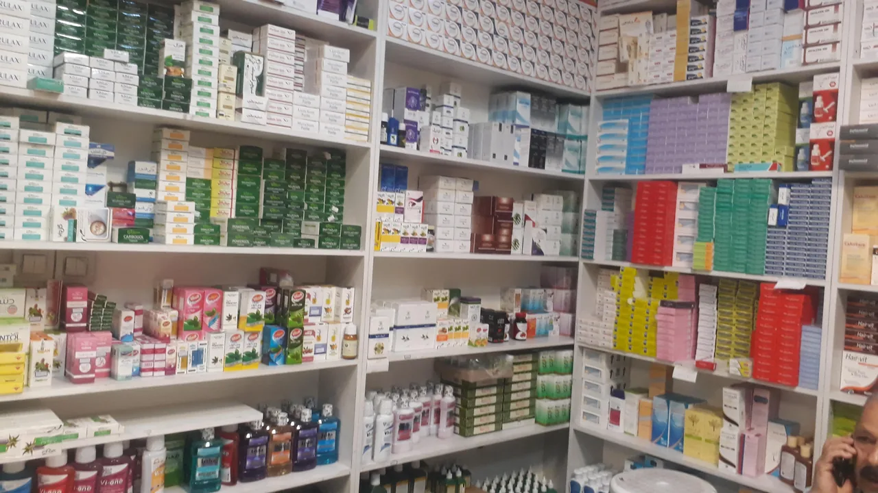 داروخانه نوشین محبوبی ( دکتر رضوانی سابق) - تصویر 2