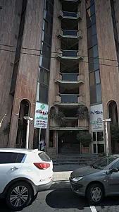 داروخانه دکتر یاشا انوری