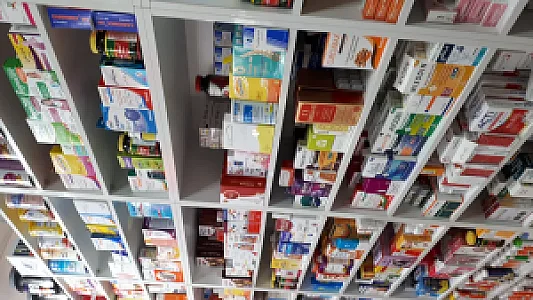 داروخانه دکتر عاشری