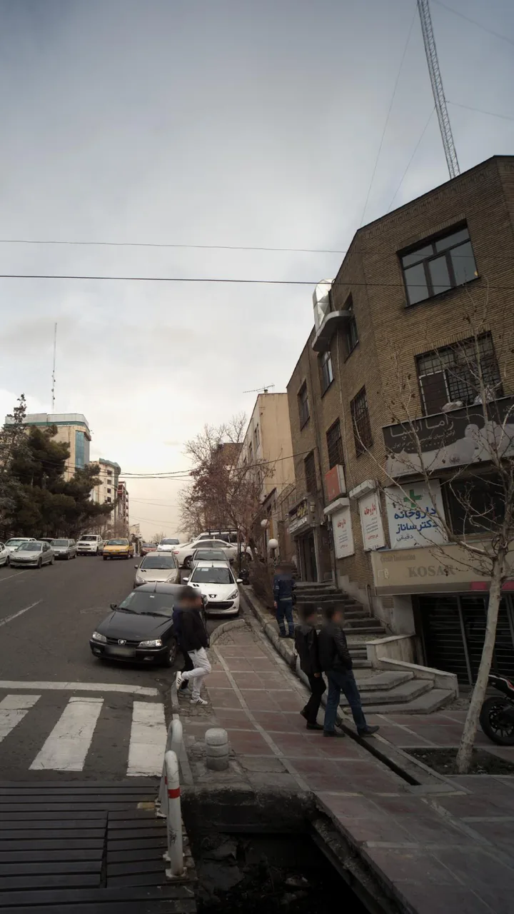 داروخانه دکتر ساناز دقیقی - تصویر 3