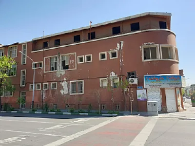 داروخانه ‌دکتر نقره ‌ئیان‌