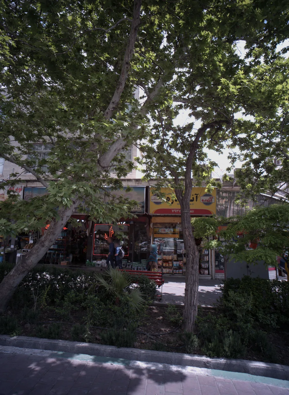 فروشگاه فرآورده های گوشتی آندره