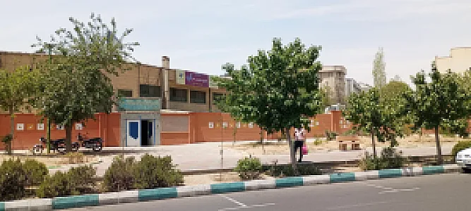 دبیرستان پسرانه هیئت امنایی دکتر غلامحسین مصاحب