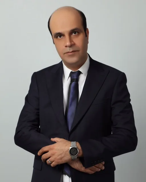 دکتر فرشاد نامداری