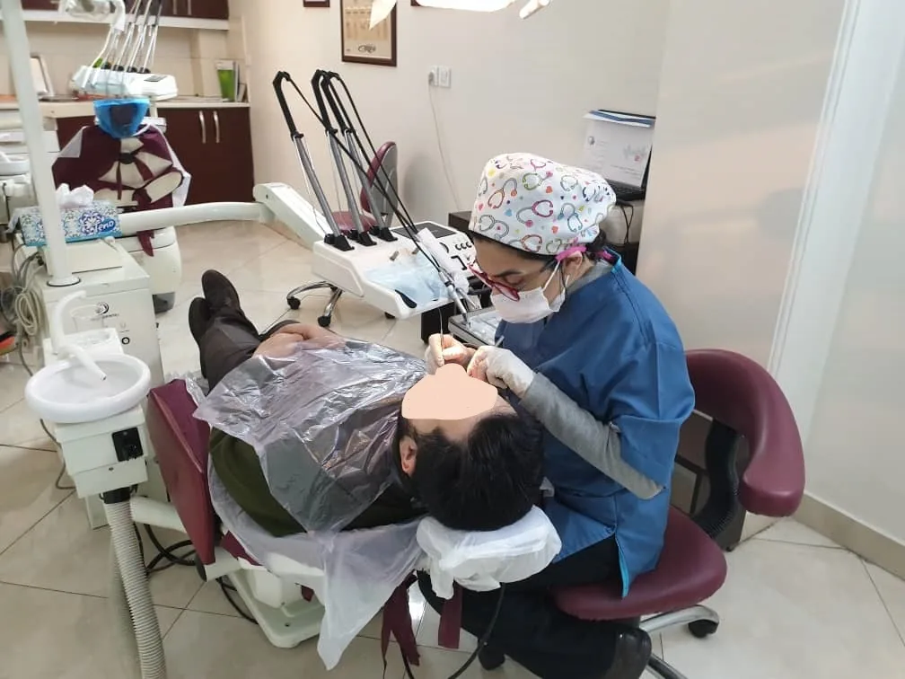 کلینیک دندانپزشکی و زیبایی دکتر ملک - تصویر 2