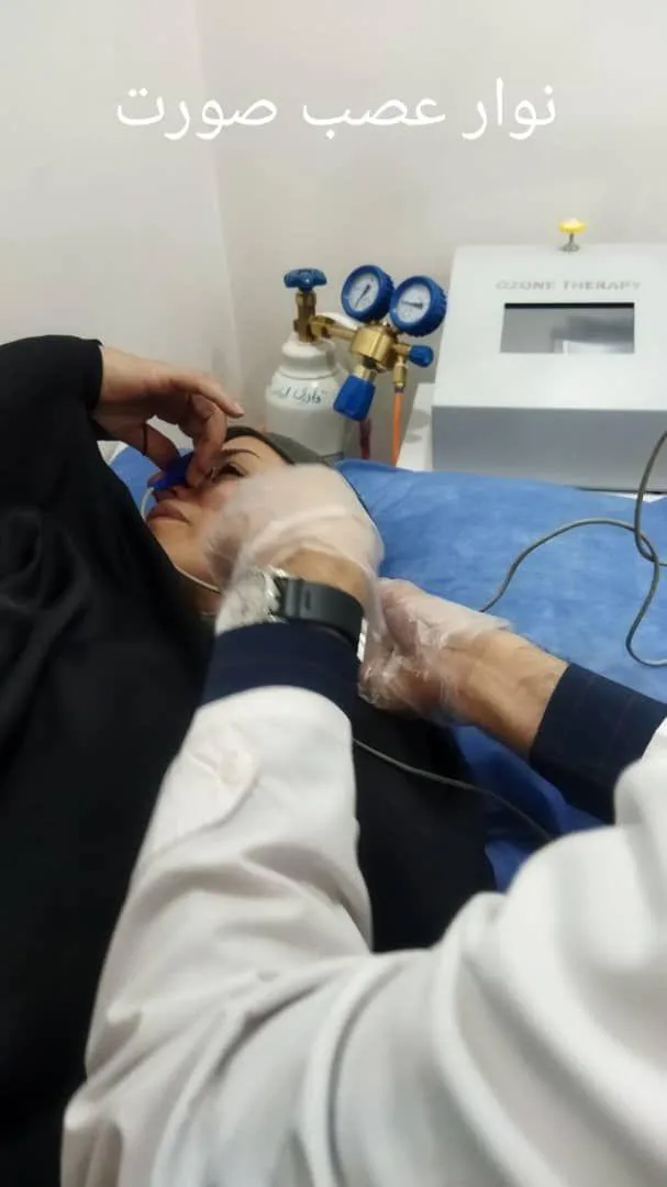 متخصص طب فیزیکی  و ستون فقرات دکتر خاشعی - تصویر 3