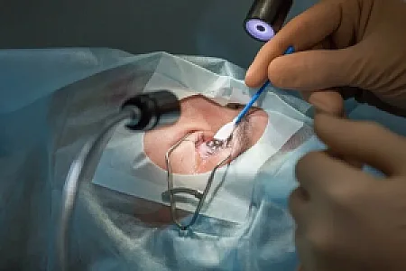 مرکز تخصصی چشم پزشکی دکتر علی ایرانپور