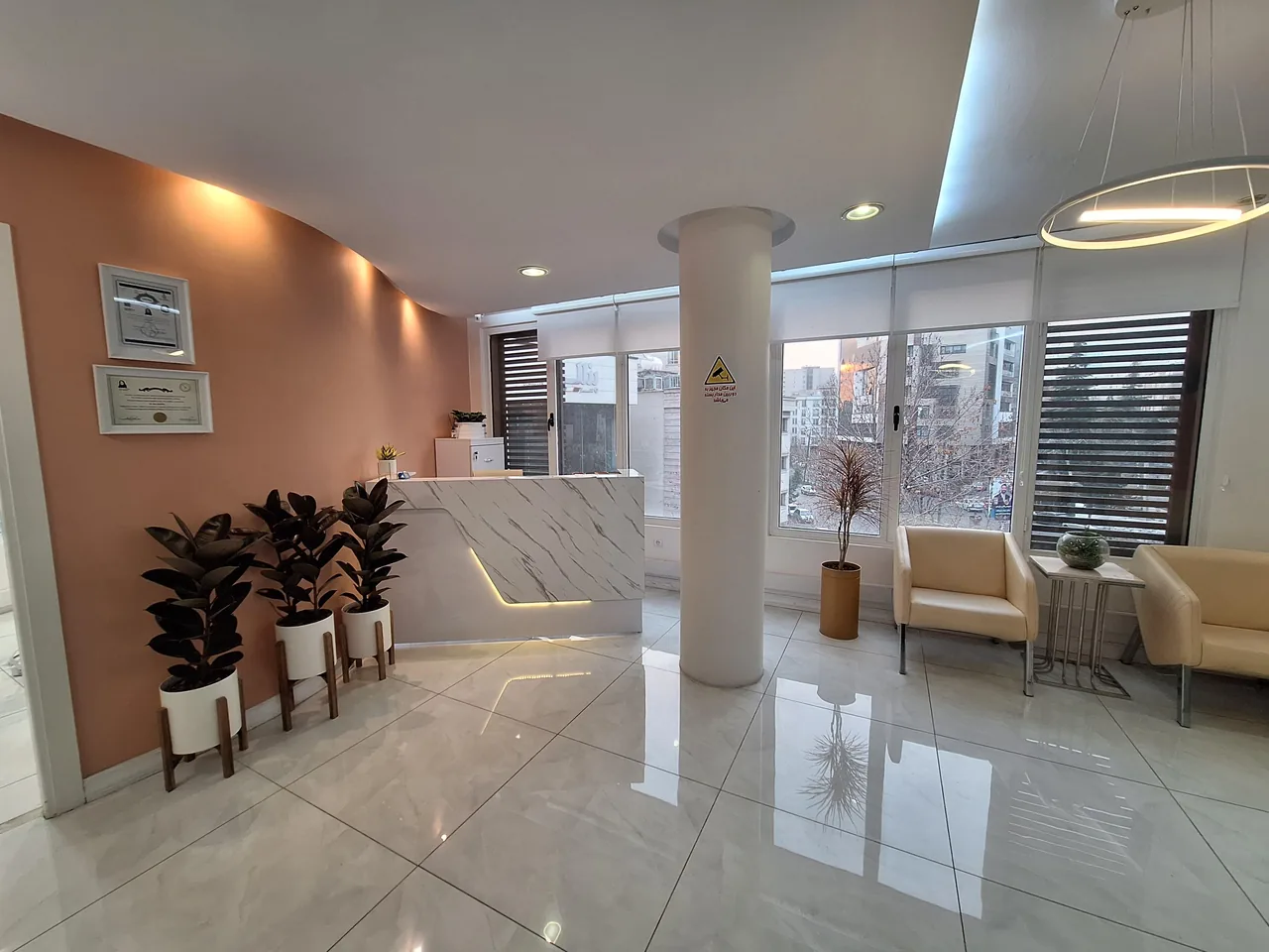 دندانپزشکی دکتر بیتا مدبّر - تصویر 4