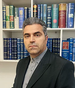دکتر روح اله کریمی وکیل پایه یک دادگستری و استاد دانشگاه