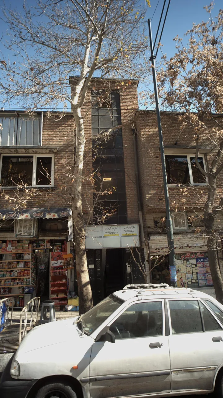 دکتر جواد گل میرزائی