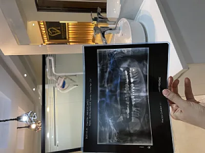 دندانپزشکی دکتر دنیا رشنو