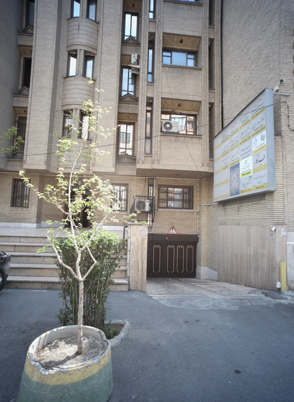 دکتر مهرداد خرم