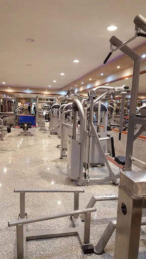 باشگاه بدنسازی پیک توان