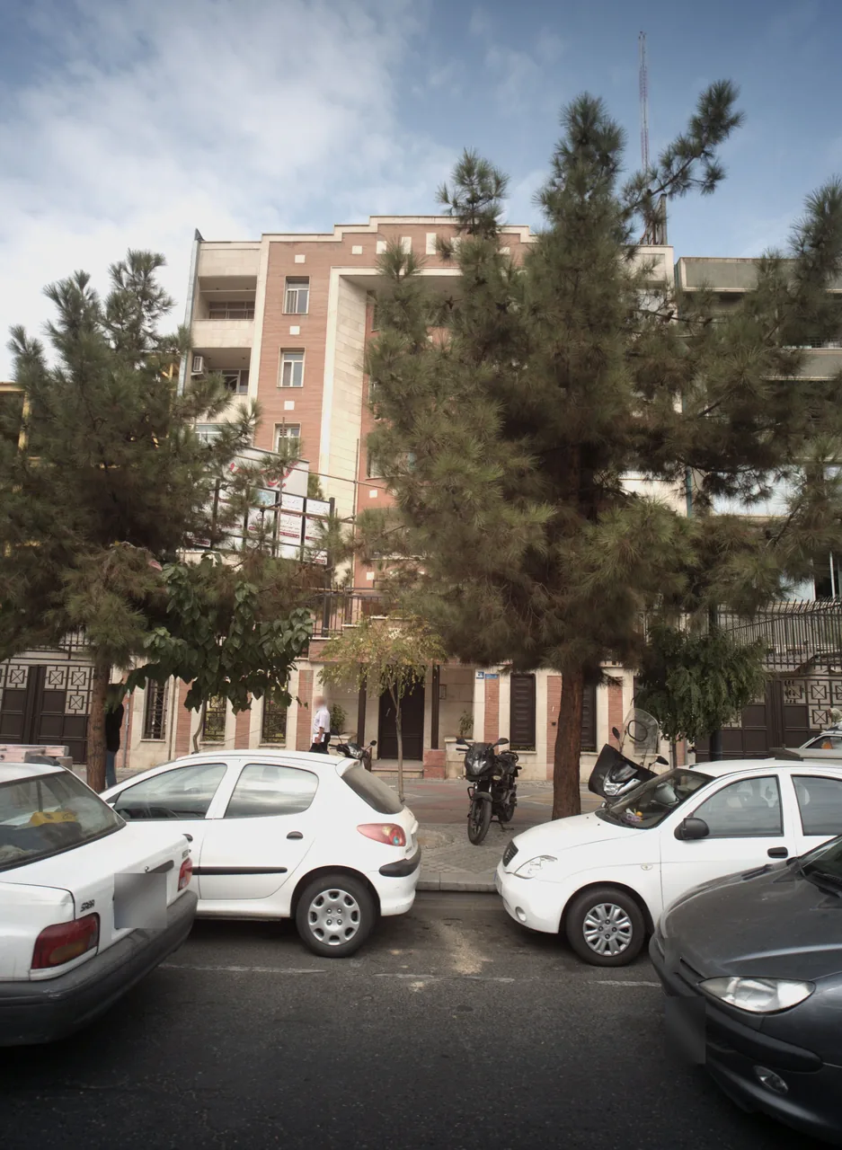 دکتر افشین کریم زاده