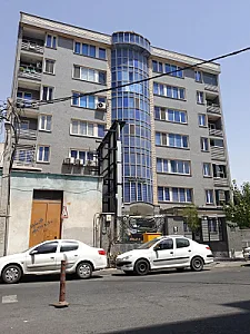 دکتر علیرضا محدث